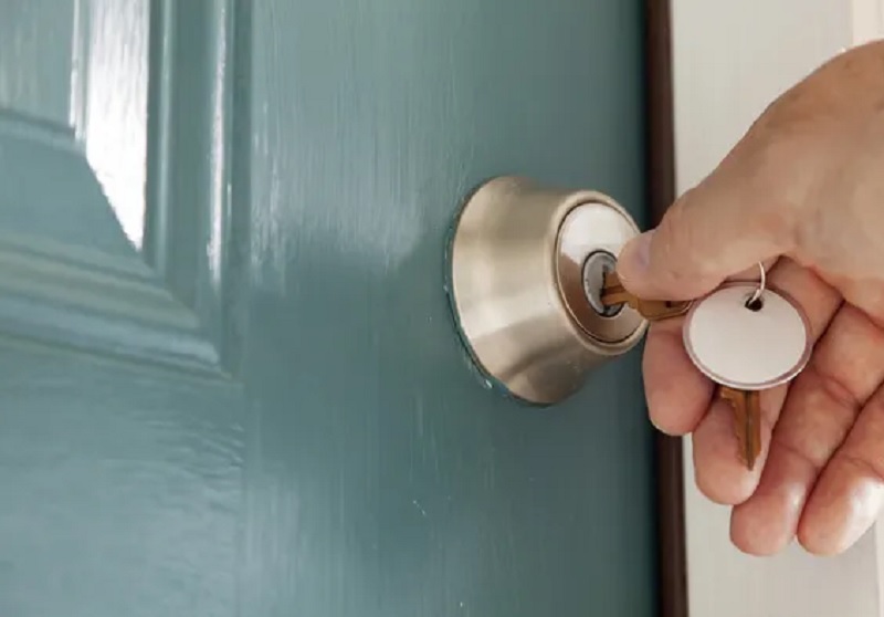 When and Why to Upgrade Your Front Door Lock: A Comprehensive Guide