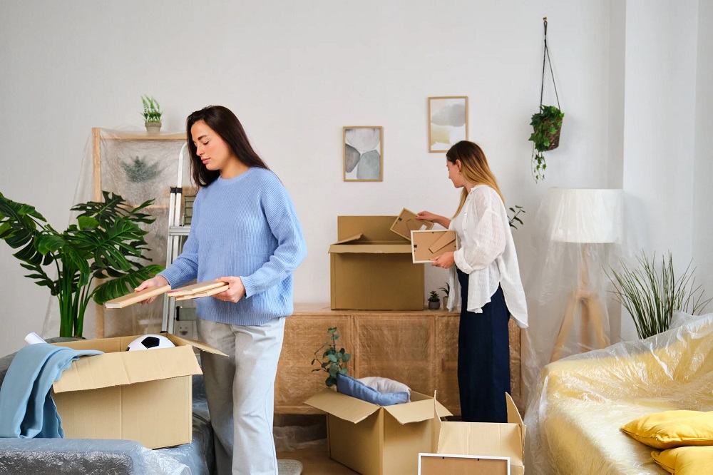The Ultimate Guide to Moving with Elderly Family Members: Practical Strategies for a Smooth Transition